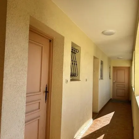 Apartment T2 A 50m De La Avec Balcon, Climatisation Et Parking - 5 Couchages - Fr-1-226-507